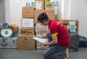 Dịch vụ gửi bánh crepe sầu riêng đi Đài Loan