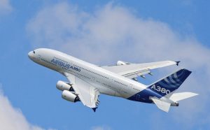 siêu máy bay Airbus A380 không được dùng trong vận chuyển hàng không